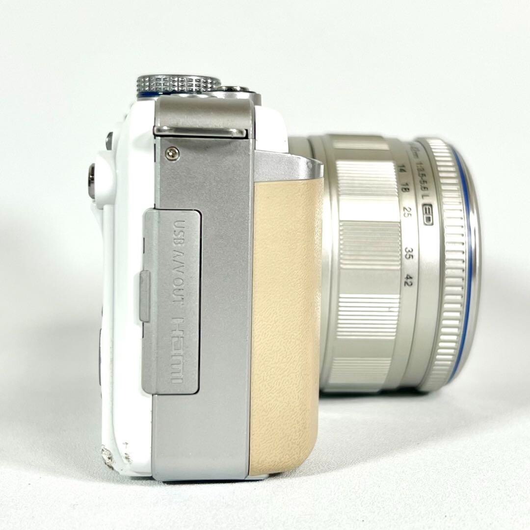 完動品 Olympus PEN E-PL1+14-42mm 3.5-5.6 Olympus PEN E-PL1 Red w/14-42mm f3.5-5.6 Lens, VF-1, FL-300R