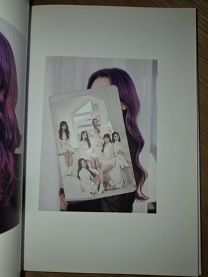LOONA [X X] All Member Autographed Signed Album Limited Edition