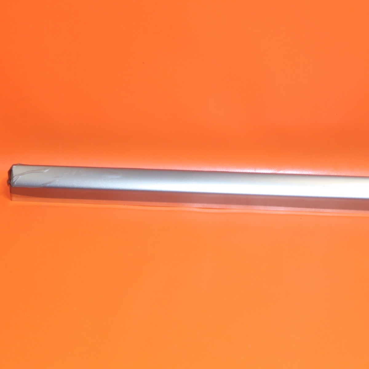 ROLLS ROYCE CULLINAN DOOR MOLDING LEFT REAR 2017-2021 2022 2023 51137448579 OEM