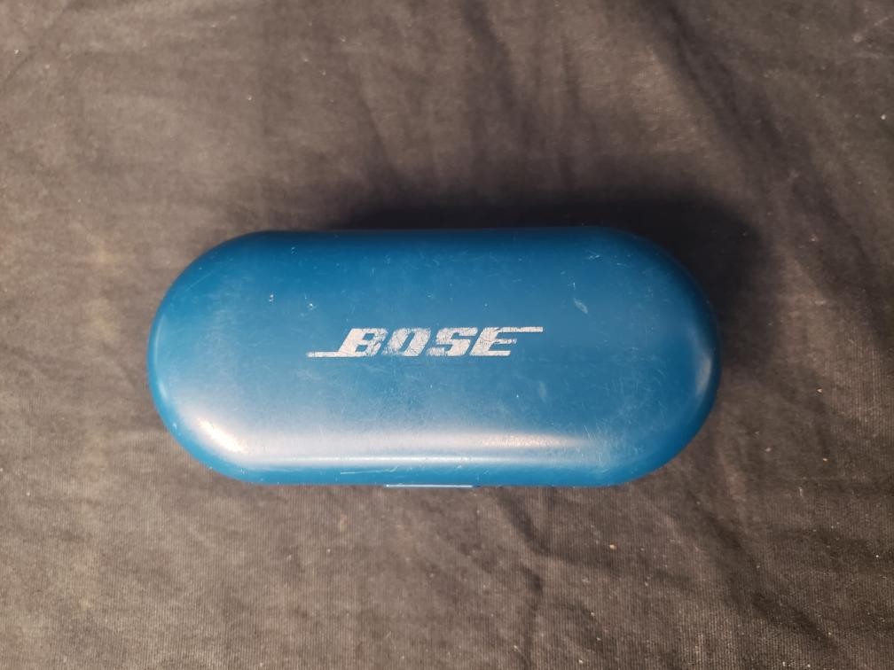 BOSE SPORT EARBUDS 427929 BLUE W/ CHARGING CASE (B26004947) | eBay