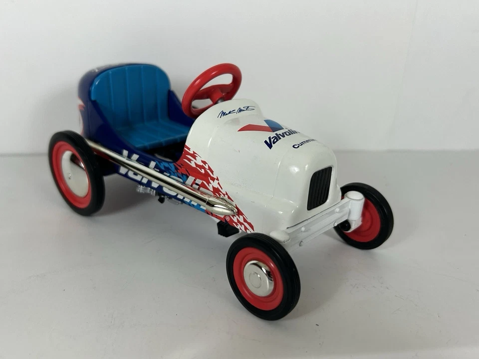 Valvoline Racing Mark Martin 1947 Pedal Car Racer Diecast Bank 1:6 Scale - Image 4 of 4