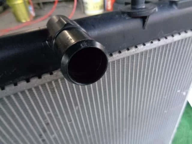 DAIHATSU Hijet atrai 2019 ABA-S321G Radiator 16400B2091 [Used] [PA109369702] - Image 3 of 4