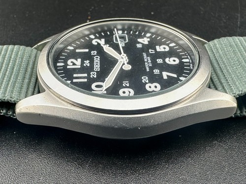Seiko Men's Black Dial Military Date Stainless Steel 37.5 mm Quartz 7N42-8260 - Picture 6 of 11