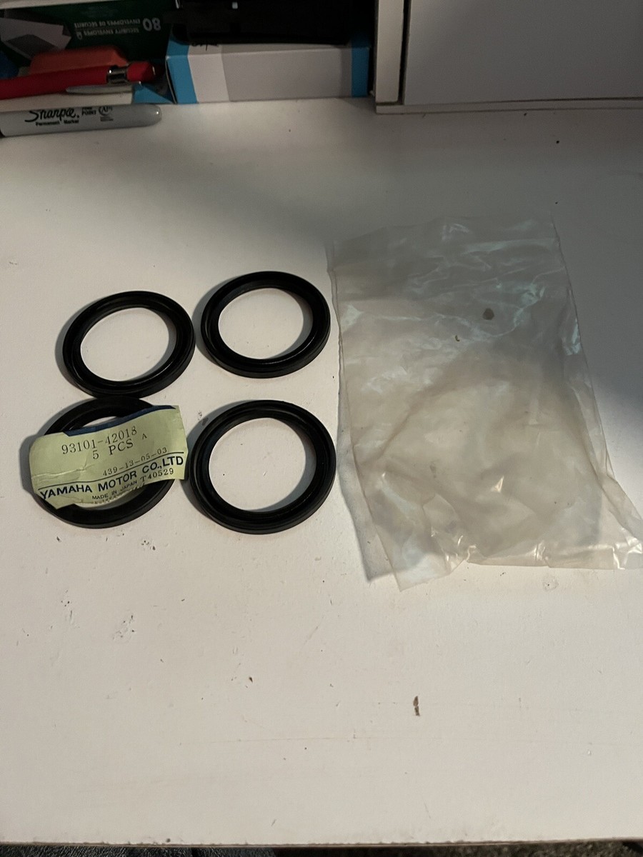 OEM Yamaha Oil Seal Lot Of 4 93101-42018 | eBay