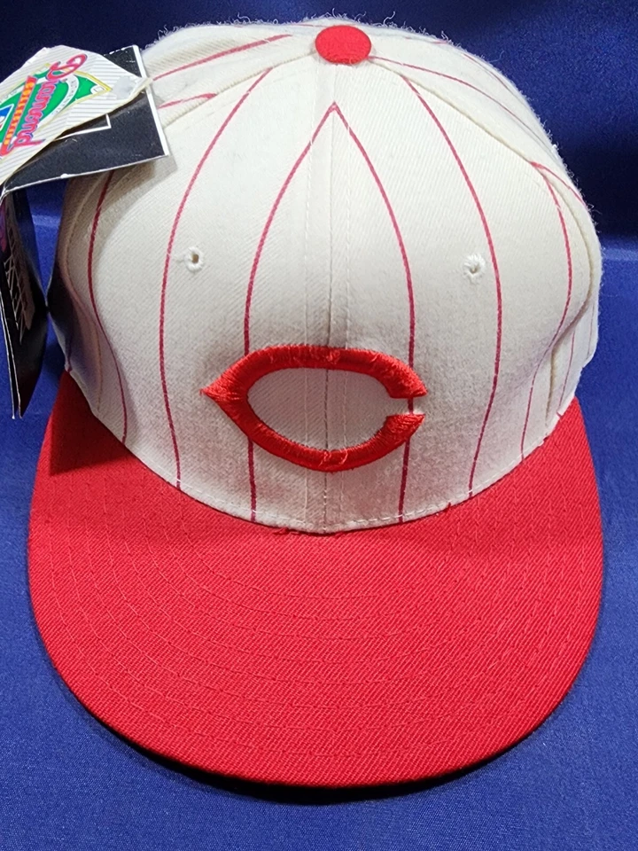 Vintage Cincinnati Reds New Era Hat Pinstripe Logo Fitted Cap Size 6 3/4 New  - Image 2 of 4