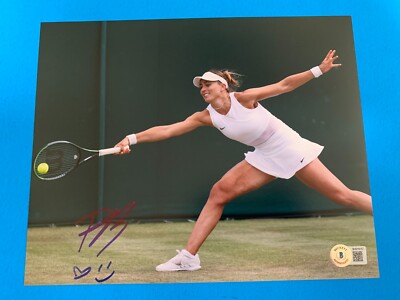 Paula Badosa Tennis Signed Auto 8x10 PHOTO Beckett BAS
