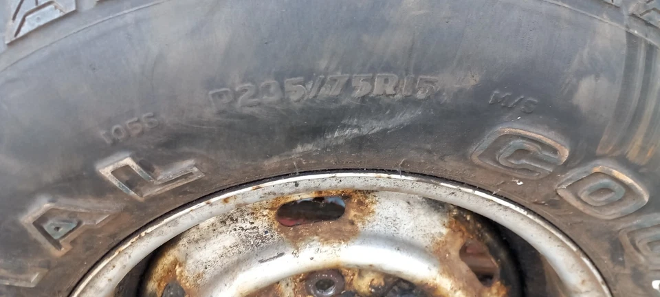 Hyundai Galloper Felge Stahlfelge Rad Ersatzrad Gelände 235/75/15🚛😉 - Bild 4 von 4