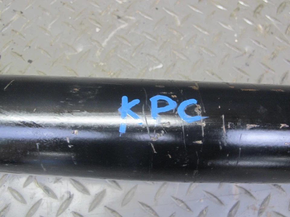 Eje de transmisión trasero Porsche Cayenne 955 Turbo AWD 2003-2006 7L5521102C Foto 2 de 4