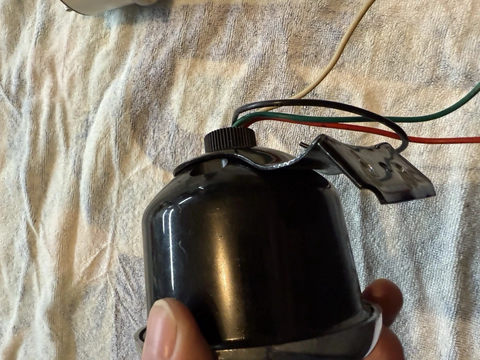 Sunpro Super Tach II Digital Tachometer White Face 0-8000 RPM - Image 3 of 4