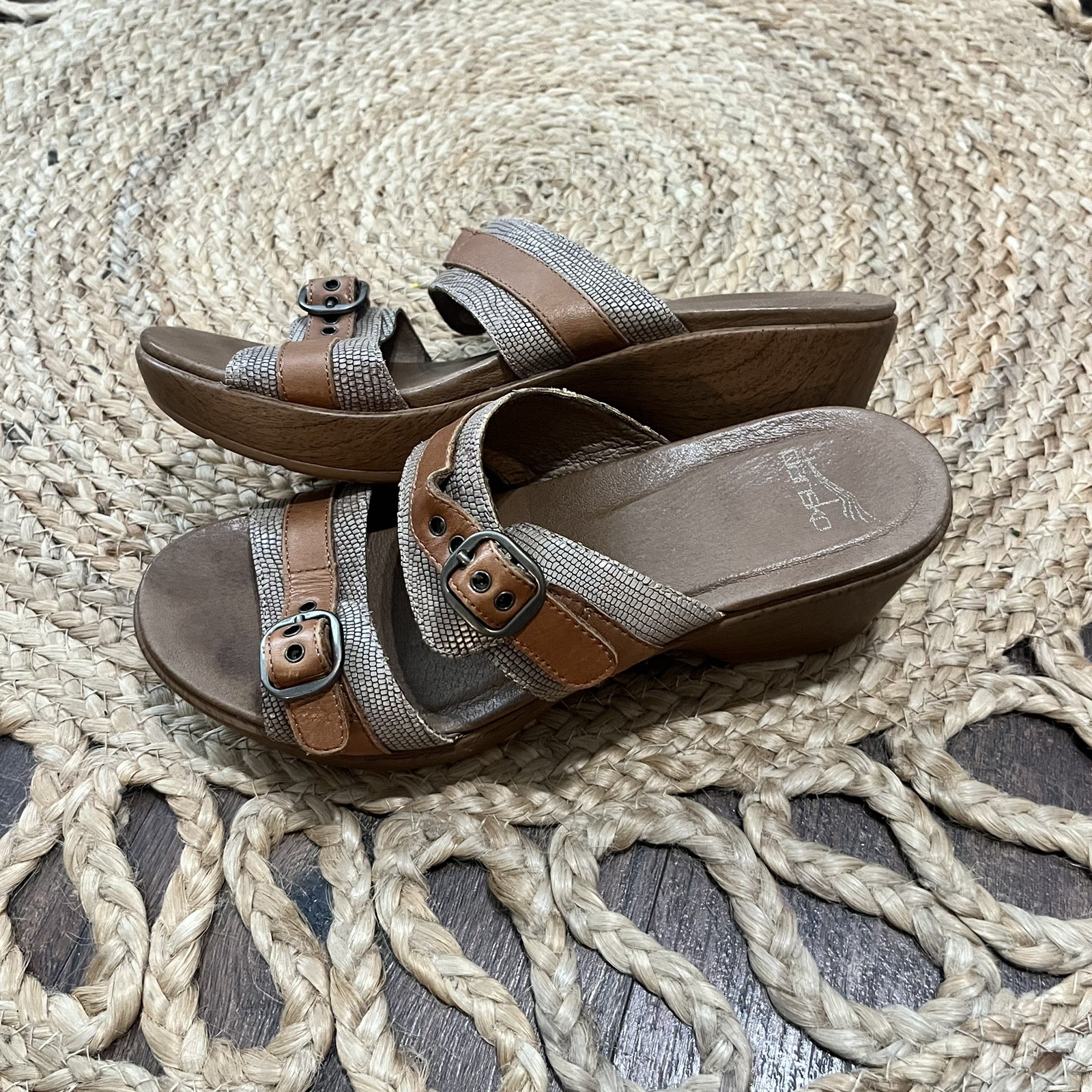 APL SANDALI SCARPE DANSKO JESSIE STAMPA LUCERTOLA IN PELLE TAGLIA 38 US 7 5 8