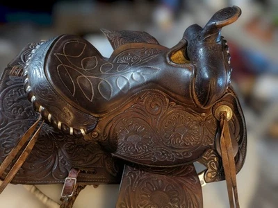 Vtg. Circle Y Western Show Saddle Fully Tooled Model 1800 Sweet Home Texas 14" - Image 1 of 4