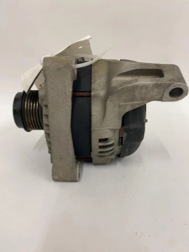 2001-07 Chrysler Town & Country Alternator 140 Amp - Image 2 of 4