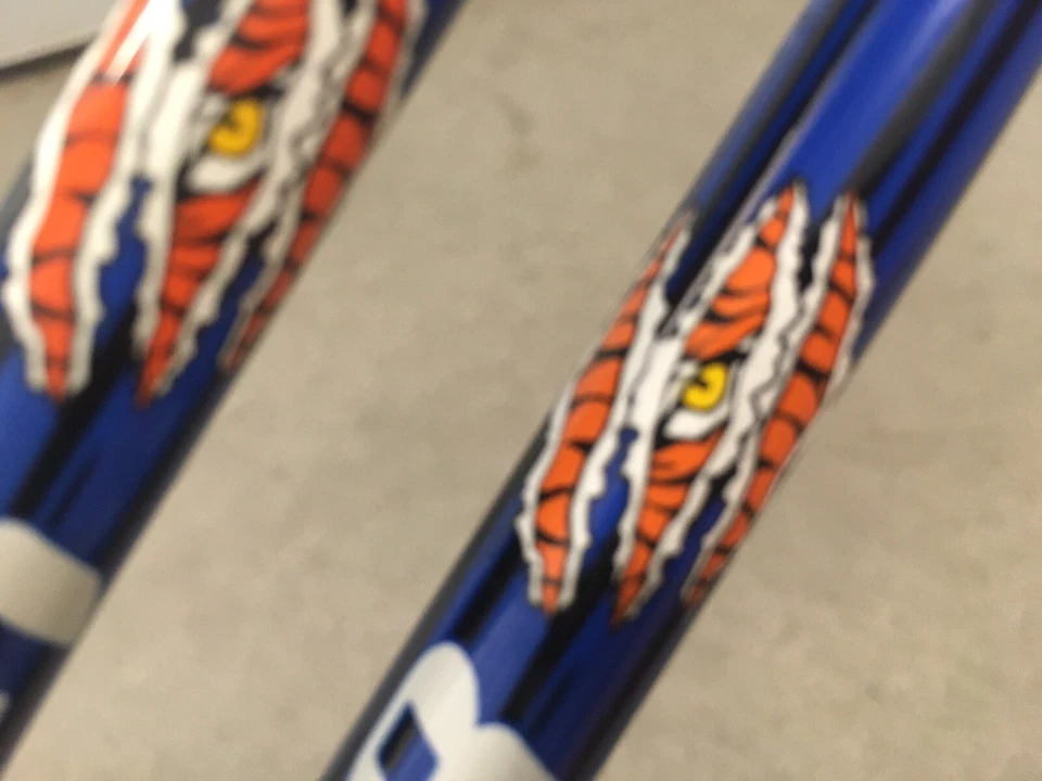 2 Shakespeare Tiger Spinning Rods 7’ Fresh/Saltwater Catfish Med BLUE (v)F - Image 4 of 4