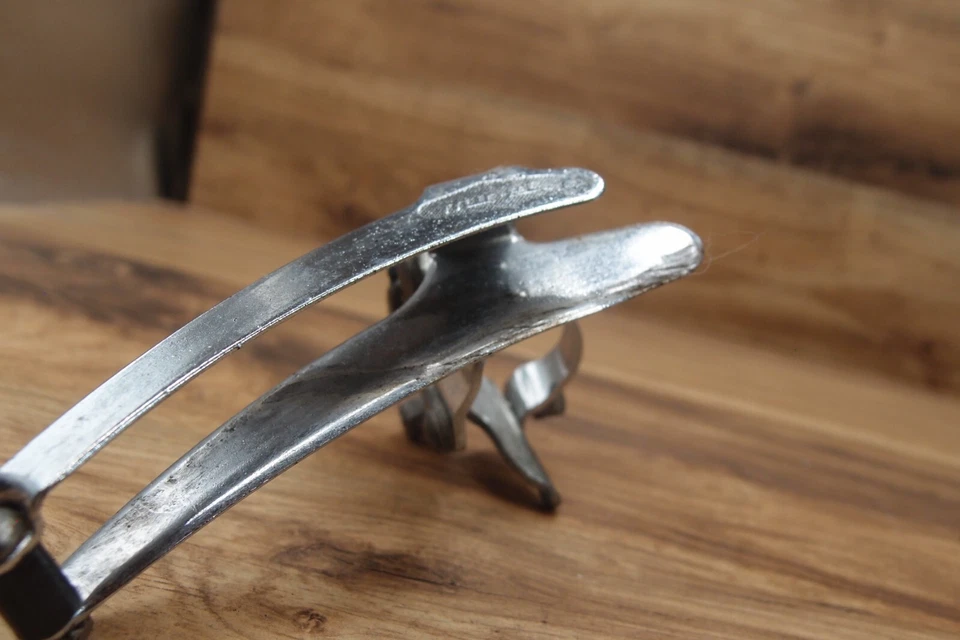 Sachs Huret front derailleur made in France 70's double 28.6 mm bottom pull - Image 4 of 4