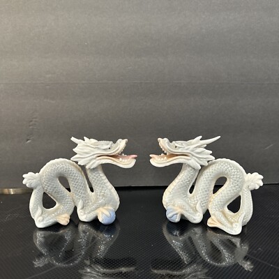 Vintage Yoshimi K Porcelain Foo Dragon Figurine Gray White Sphere Japan Pair