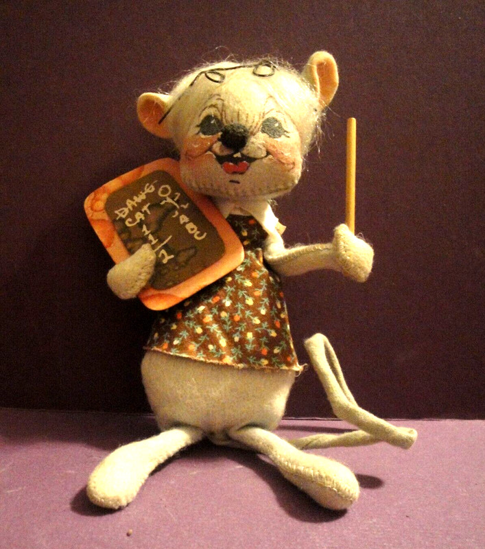Vintage Annalee Mobilitee Doll Girl Grey Mouse Teacher 1965 1973