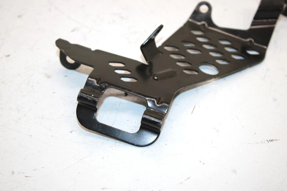 Soporte protector de cinturón Ski-doo Mxz X 600r E-tec OEM 18 417300482 SSS1 Foto 3 de 4