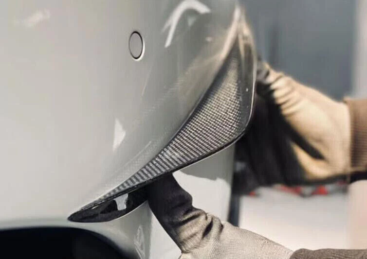 Para BMW M3 E90 2008-2013 Fibra de Carbono Seca Front Bumper Lip Spoiler Fins Canards - Imagem 4 de 4