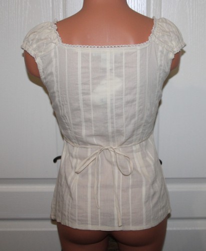 NWT! Pretty Cream SMALL Low Cut Pleated Button Front Peasant Blouse Top - Picture 6 of 8