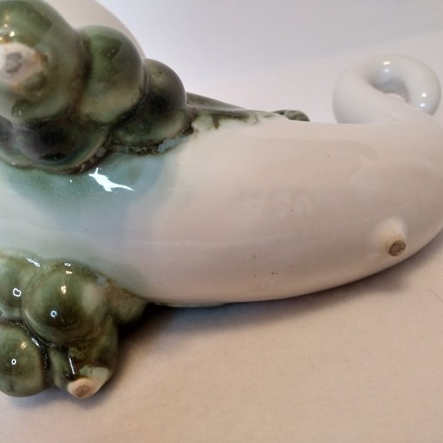 Tokay Hull Pottery Cornucopia White Grape Planter Vase Ceramic 1940s-60s - Picture 10 of 14