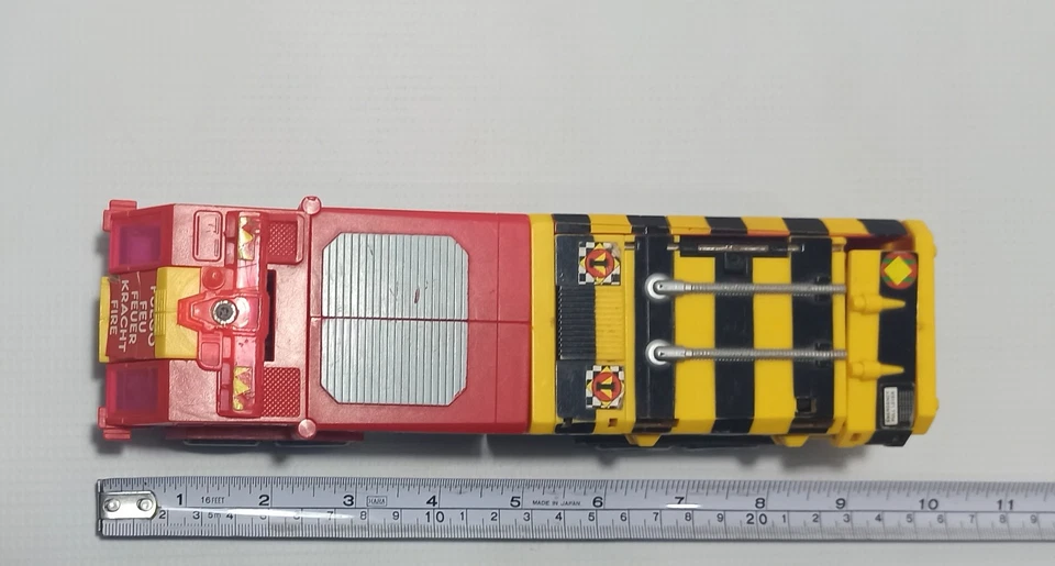 HASBRO VTG 1993 TRANSFORMERS G1 EUROPEAN OBLITERATORS PYRO BROKEN WAIST - Image 3 of 4