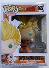 Funko Pop! DBZ Super Saiyan Goku with Energy Special Edition #865 with Protector