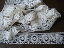 Antique Trim bobbin lace border style beige color 10 yards x 2"