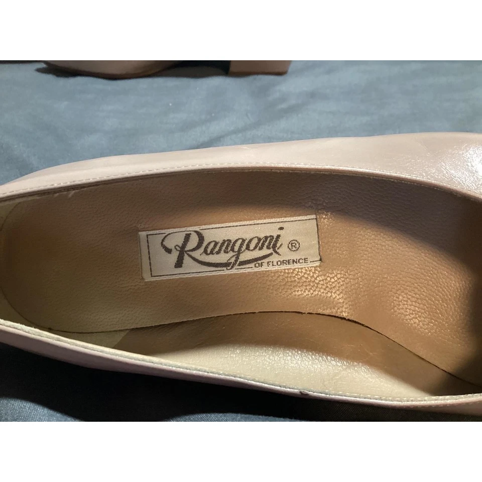 Bombas Rangoni femininas tamanho 5.5B salto bloco nude arco acento clássico elegante novo sem etiquetas - Imagem 4 de 4