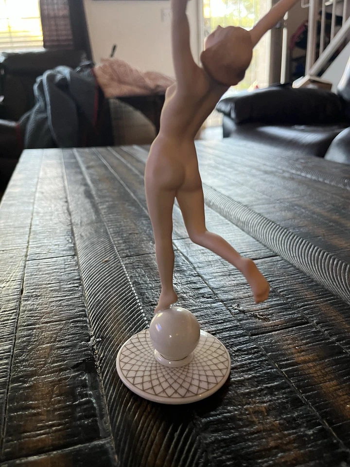 Karl Tutter Hutschenreuther Porcelain Nude Figurine Girl on Ball – Signed - Image 2 of 3