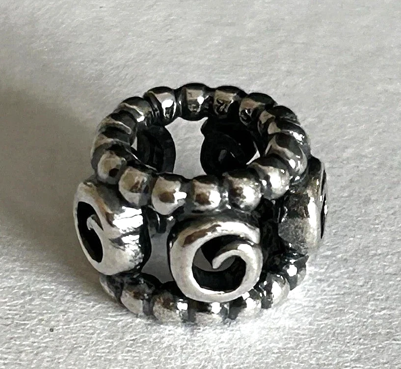 Genuine Pandora 🌟Ring Of Roses Spacer Charm 🌟 925 ALE 🌟 790456 - Image 3 of 4