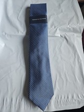 Tommy Hilfiger Men's Silk Blend Tie Med Blue Diam Pattern  NEW MSRP: 69.50