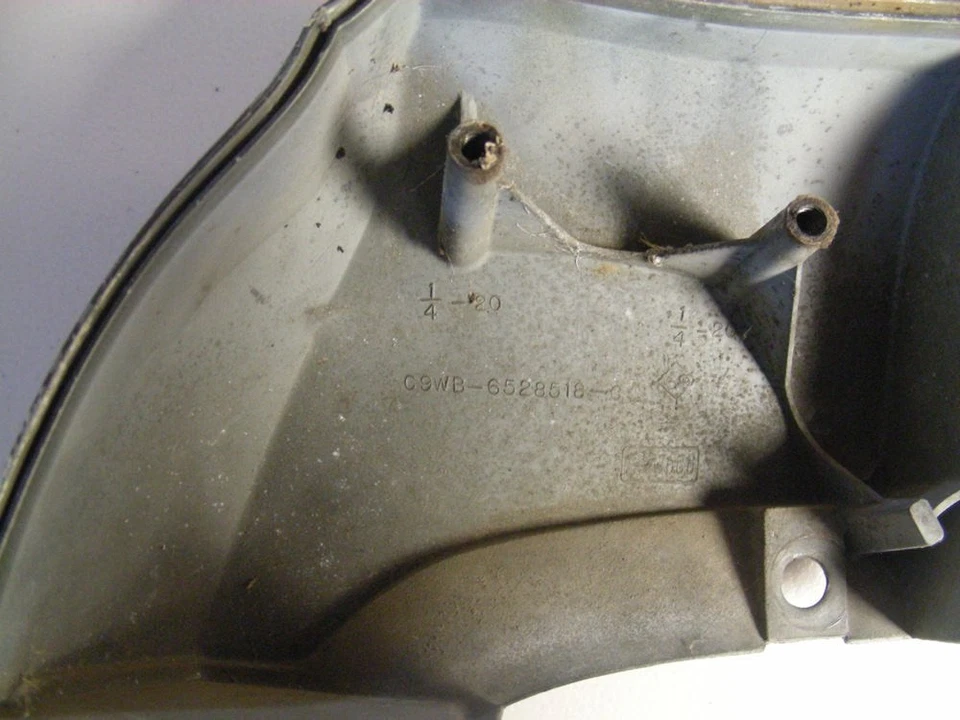 Mercury Cougar 1969 lado del pasajero cuarto trasero extensión '69 Foto 4 de 4