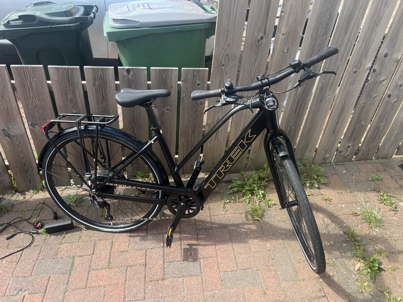 Trek Fx+2 Hybrid Stagger Bike Black