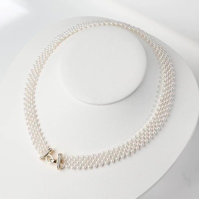 Necklace freshwater Pearls 18 k silver