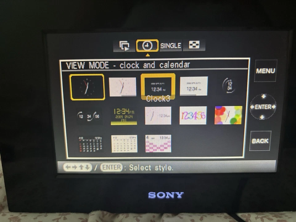 Sony Digital Photo Frame No Box Or Remote. Tested and Working Great Condition - Image 3 of 4