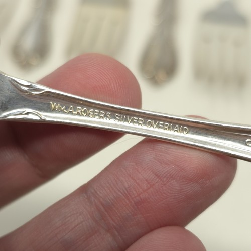 8 Oneida Wm A Rogers CHALICE Harmony Silverplate Salad Forks 1958 - Picture 4 of 6