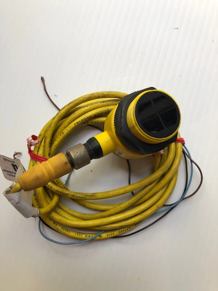 BANNER ENGINEERING T30SP6FF200Q / T30SP6FF200Q (USED TESTED ) With CABLE - Image 2 of 2