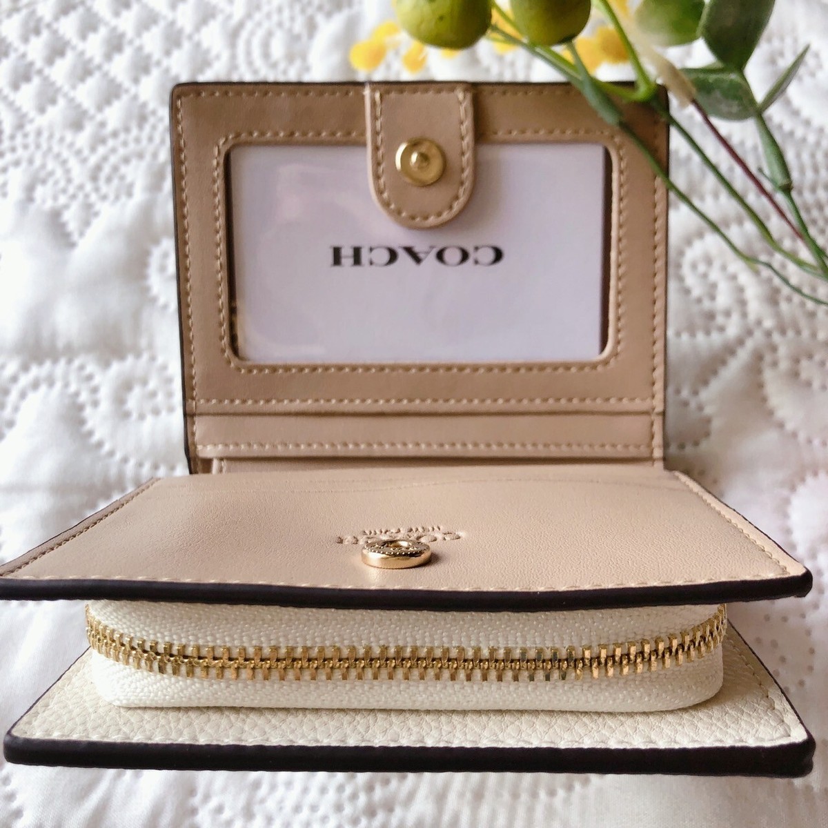 Coach Snap Wallet with Dancing Kitten Cat CC472 White Outlet New