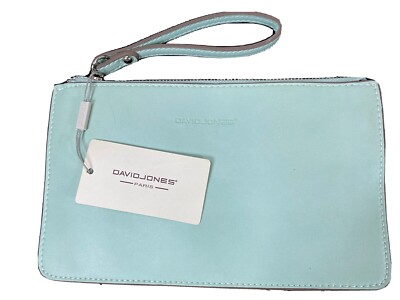 DAVID JONES (Paris) PALE GREEN WRISTLET #CM3056 - NEW WITH TAG