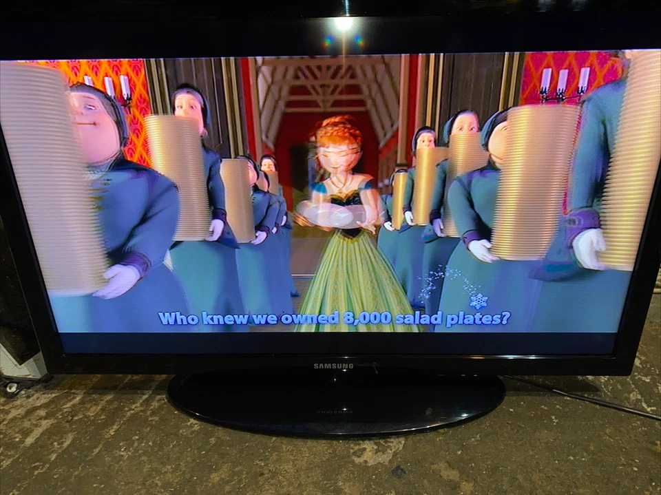 Samsung Series 4 UE32D4003BW 32" 720p HD LED LCD Television - Image 2 of 4