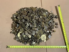 42 POUNDS (1500+ PIECES) OF GILBERT ERECTOR BRASS PULLY, GEAR, DISC, WHEELS USED