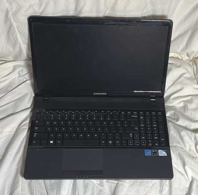 Samsung NP300E5C-A0DUS Laptop 15.6'' LCD Intel Core i3/i5 4GB RAM 500GB HDD