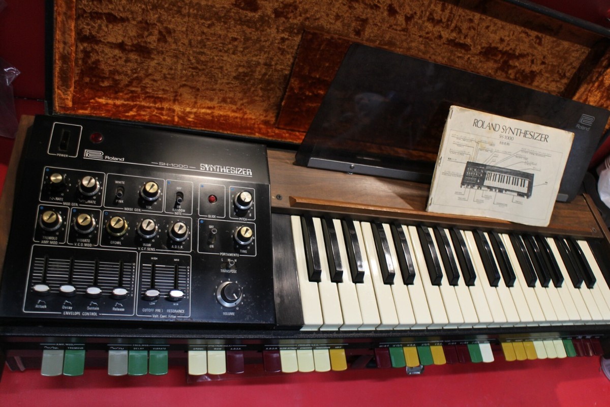Vintage Roland SH-1000 Monophonic Analog Synthesizer Keyboard