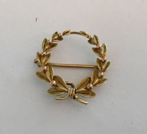 Antique Art Nouveau 14k Small Wreath Shaped Pin/H… - image 1