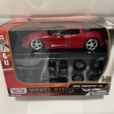 2005 Corvette C6 Motor Max 75120 124 Metal Model Kit 8 Vhtf