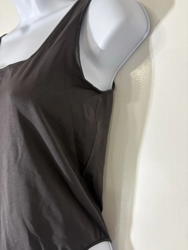Body SKIMS para mujer se adapta a todos cuello cuadrado sin mangas gris oscuro talla 2X/3X Foto 4 de 4
