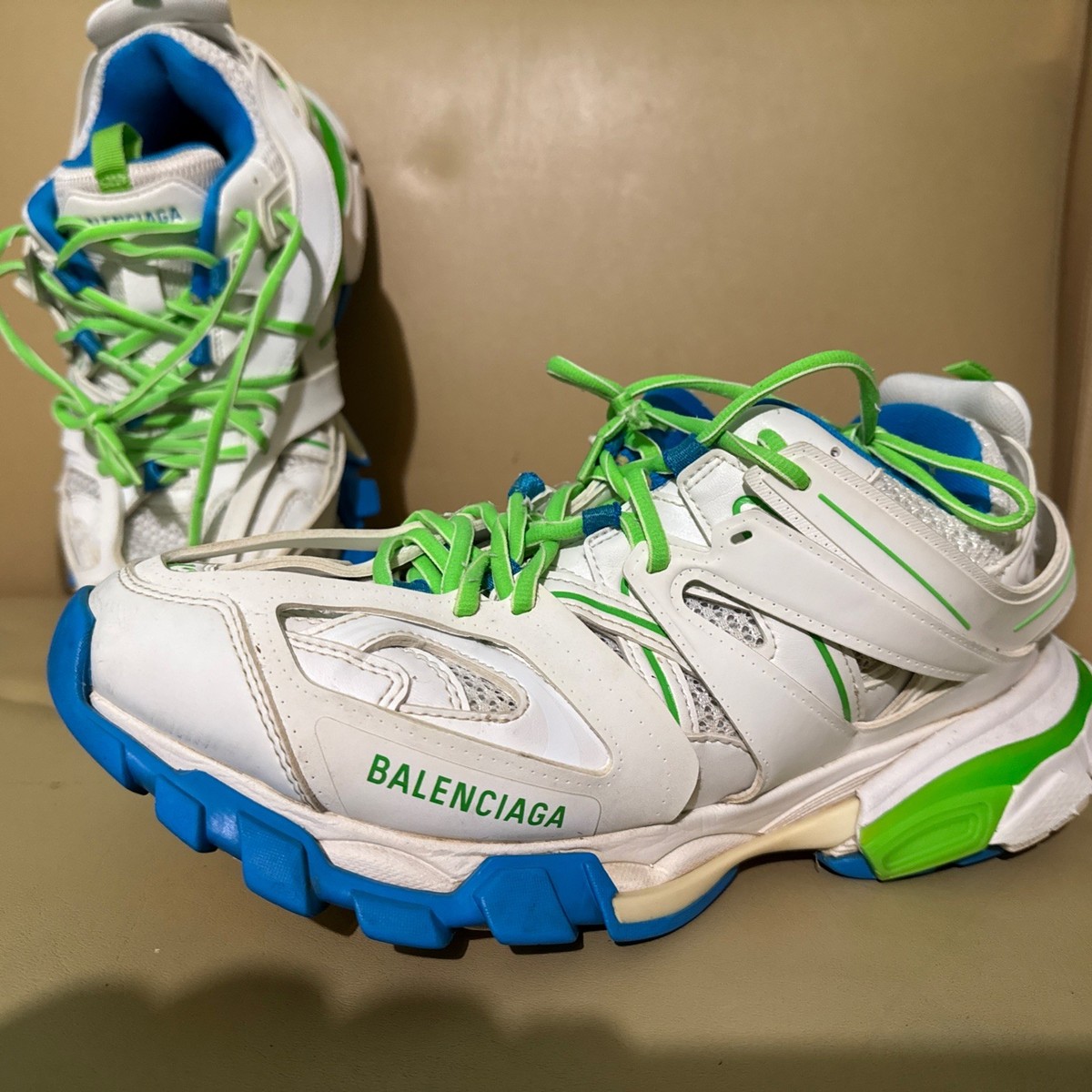 Authentic Balenciaga Track Sneakers Balenciaga Runner “Multi Color” Real Vs. Fake Review! - YouTube main image 3