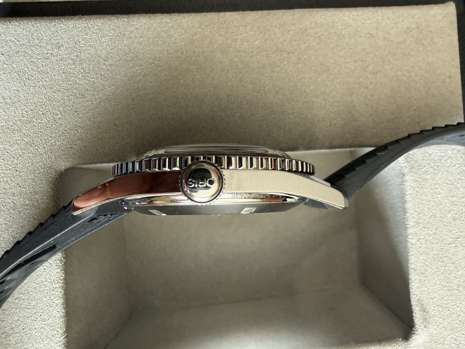 Oris Divers Sixty-Five Date 7720 - image 6