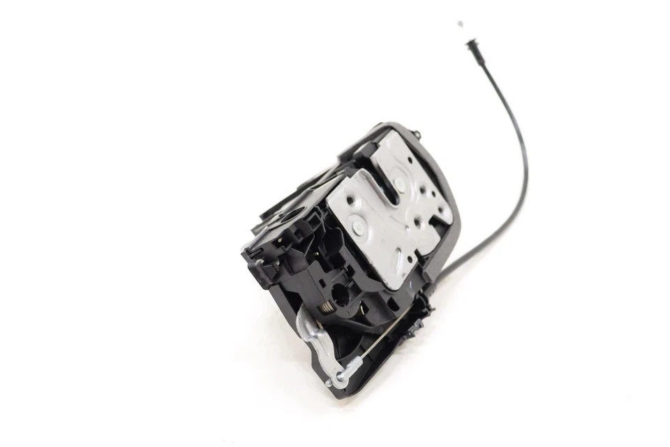2016 - 2025 VOLVO XC90 FRONT RIGHT SIDE DOOR LATCH LOCK ACTUATOR OEM 31440998 - Image 2 of 4