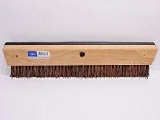 MAGNOLIA 18" DRIVEWAY COATER BRUSH WITH SQUEEGEE, #4318-PS